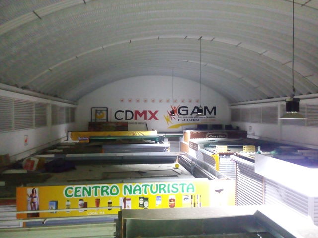 Instalando
 en Mercado publico CDMX